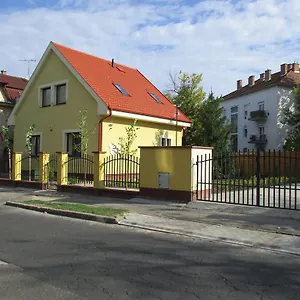 ellenőrizze a rendelkezésre állást