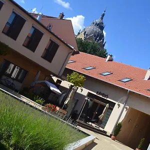 ellenőrizze a rendelkezésre állást